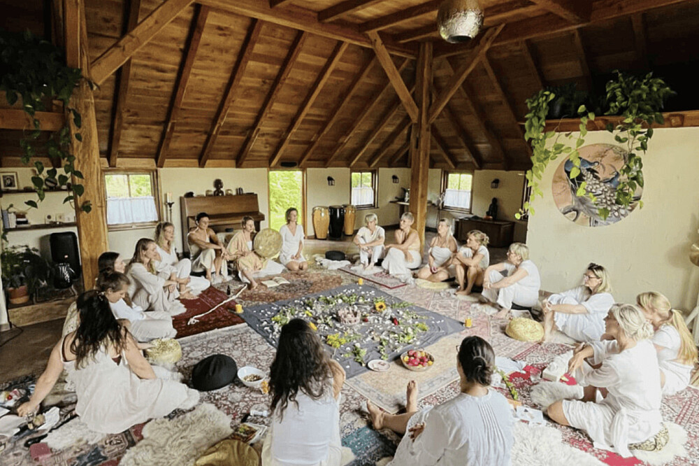 3-tägiges Psilocybin-Retreat für Frauen in den Niederlanden (auch bekannt als „Muschi-Gebärmutter“)