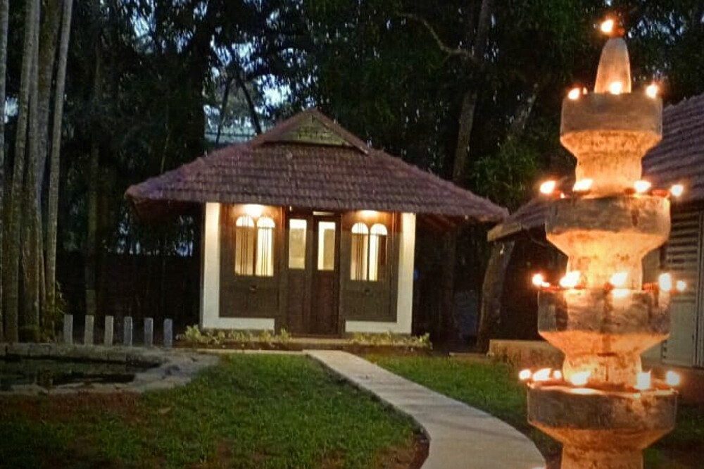 4 días de Ayurveda, Yoga y Meditación: Relájate, Renueva tu Energía y Llénate de Energía en India