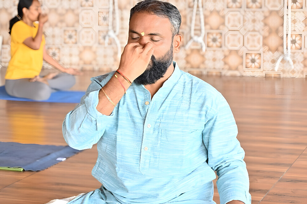 28-tägige, 300-stündige Fortgeschrittenen-Yoga-Ausbildung mit Guru Santhosh, Kolumbien