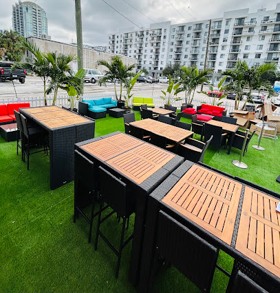 Channel Side Bar & Grill