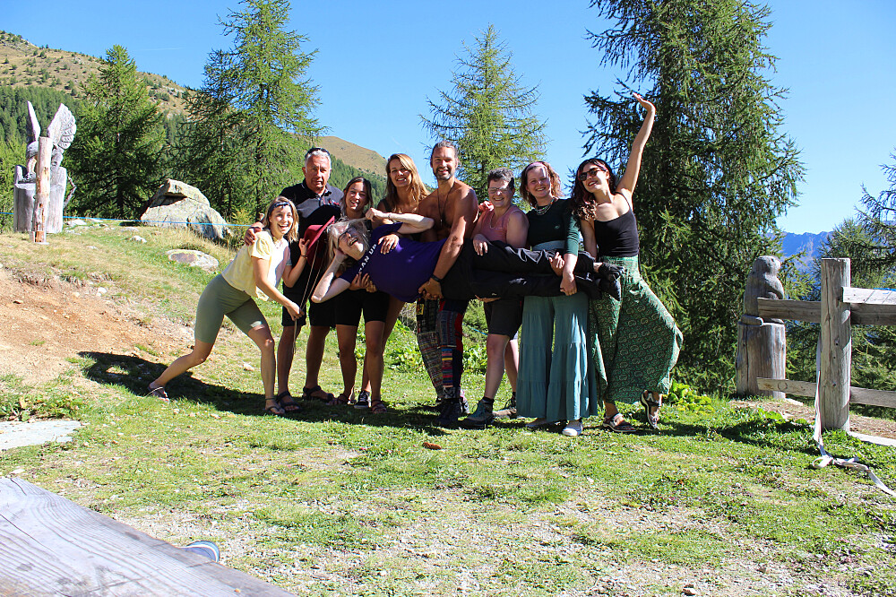 7-tägiges Crazy Mountain Balance Camp: Selbstfindung in der Schweiz