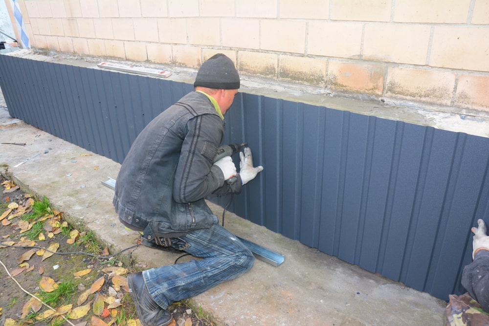 Securing foundation