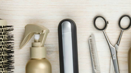 Zaria Salon