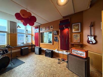 Hybrid 3 Studios