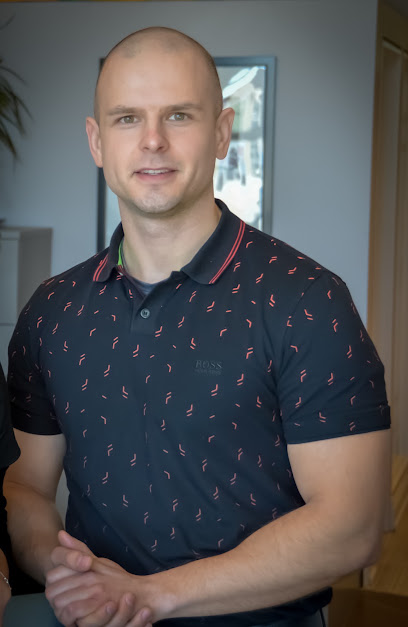 Sergey Haletski, DD | Mobile at-home Denture Clinic