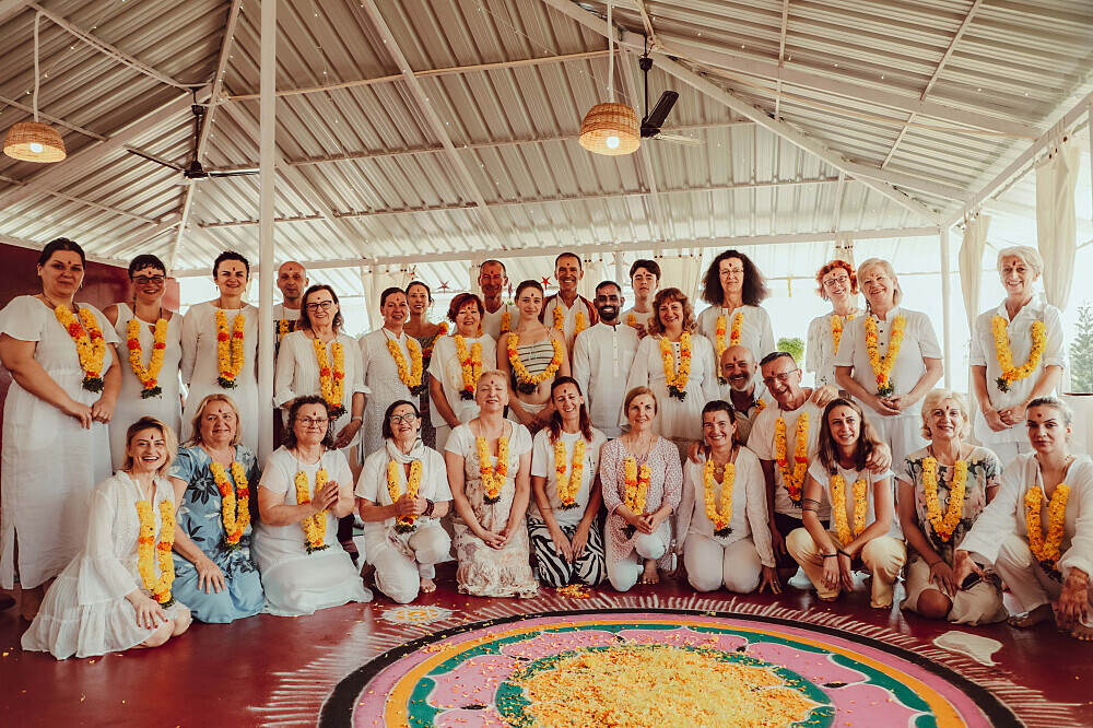 28-tägige, 300-stündige Multi-Stil-Yoga-Lehrerausbildung in Kerala, Indien