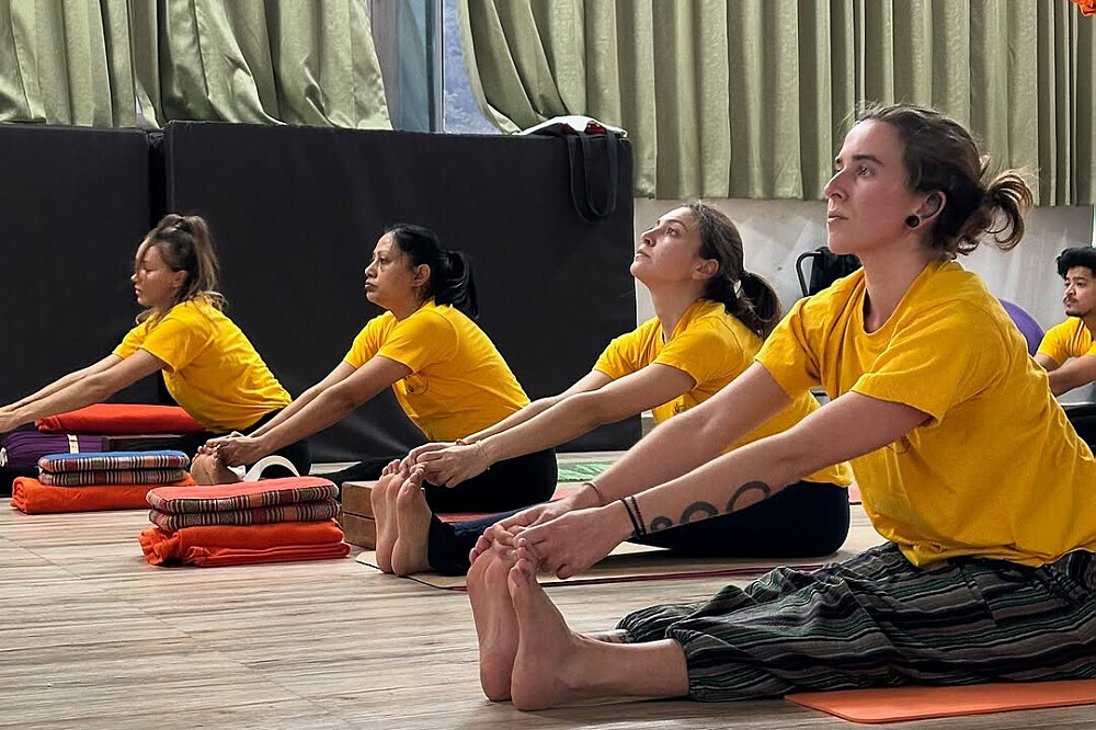25 Dag 200 HR Hatha, Ashtanga - Vinyasa &amp; Meditatie YTT in India