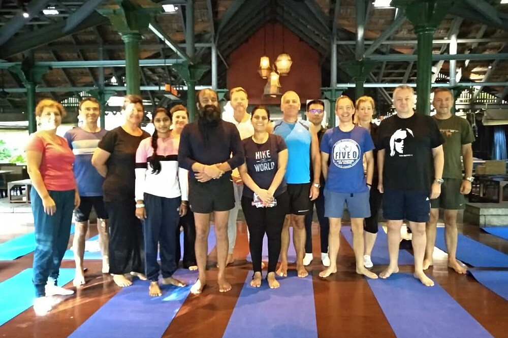 24-tägiges 300-Stunden-YTT-Programm auf Großmeister-Niveau in Sri Lanka
