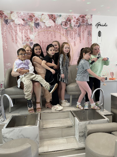 So… Beauty & Aesthetics