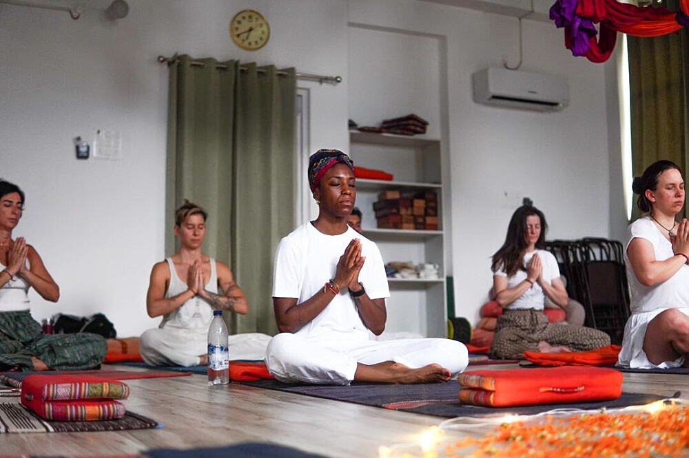 23-tägige, 200-stündige traditionelle Kundalini-Yoga-Lehrerausbildung in Rishikesh, Indien