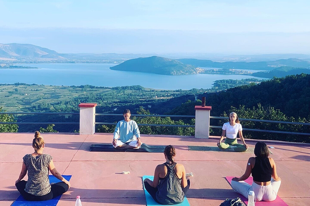 3-tägiges Luxus-Yoga-Retreat mit Halbpension und Kajakfahren in Griechenland