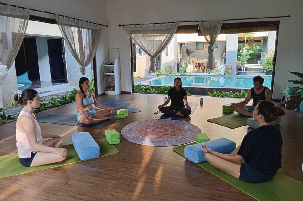 10-dagers 200-timers hybrid yoga, somatisk og holistisk helbredelse TTC, Bali
