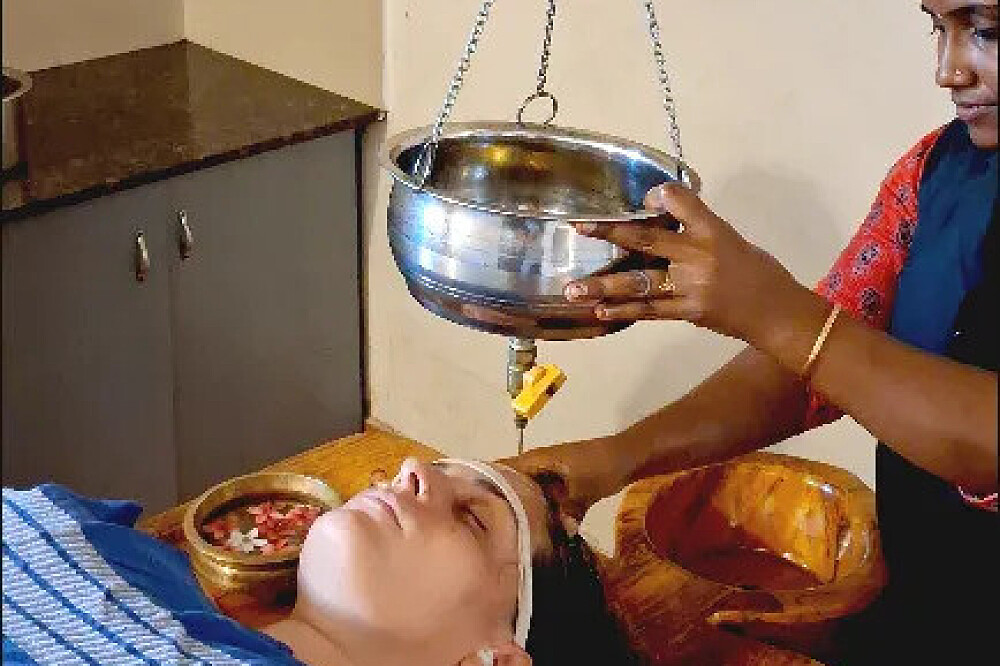 Retiro de desintoxicación ayurvédica Panchakarma Veda Evolve de 14 días en India