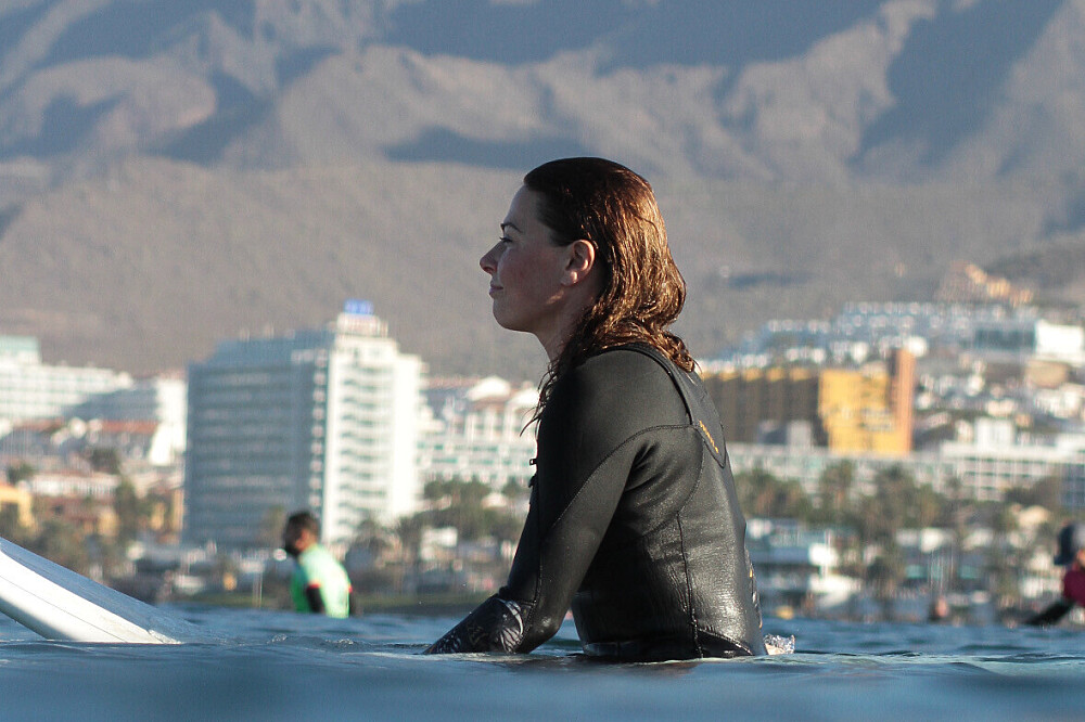 4-tägiges, halbprivates Intensiv-Yoga-Surf-Retreat auf Teneriffa