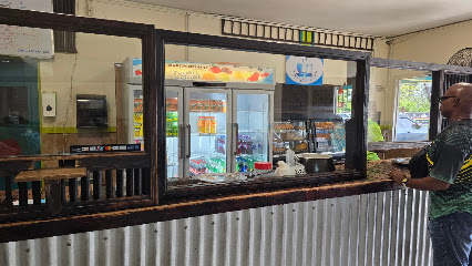 Royale Delytes Cafe
