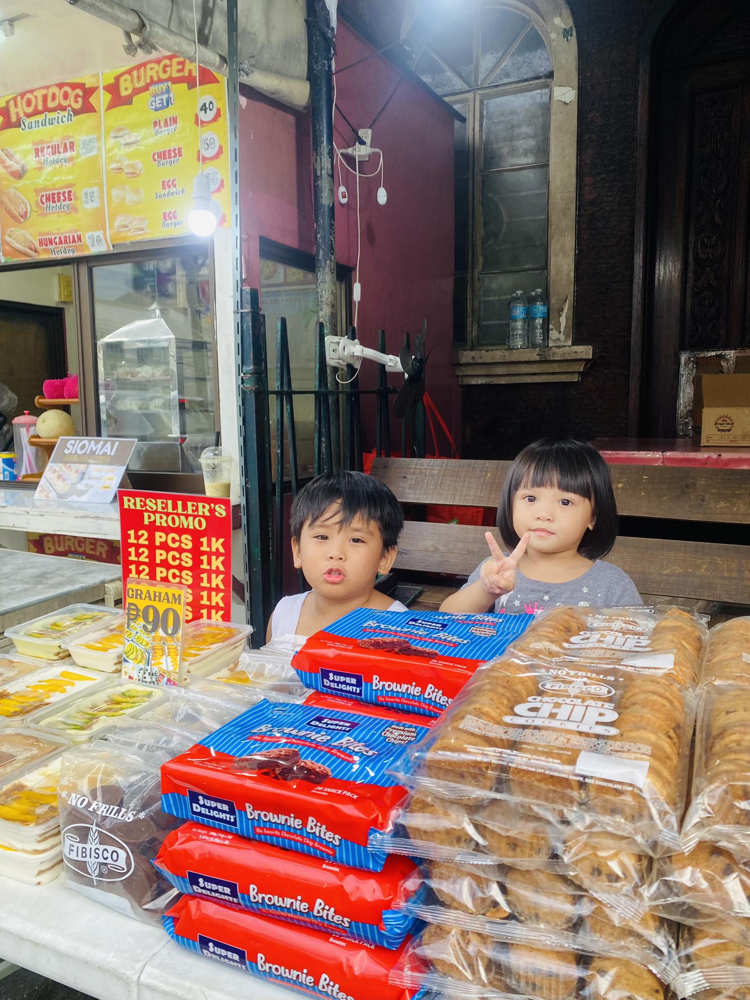 Melody's Float | Mandaluyong